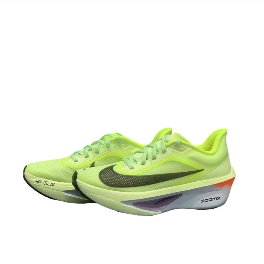 Nike耐克女款半马运动鞋ZOOM FLY6 高能感雅丹机能FN8455-701