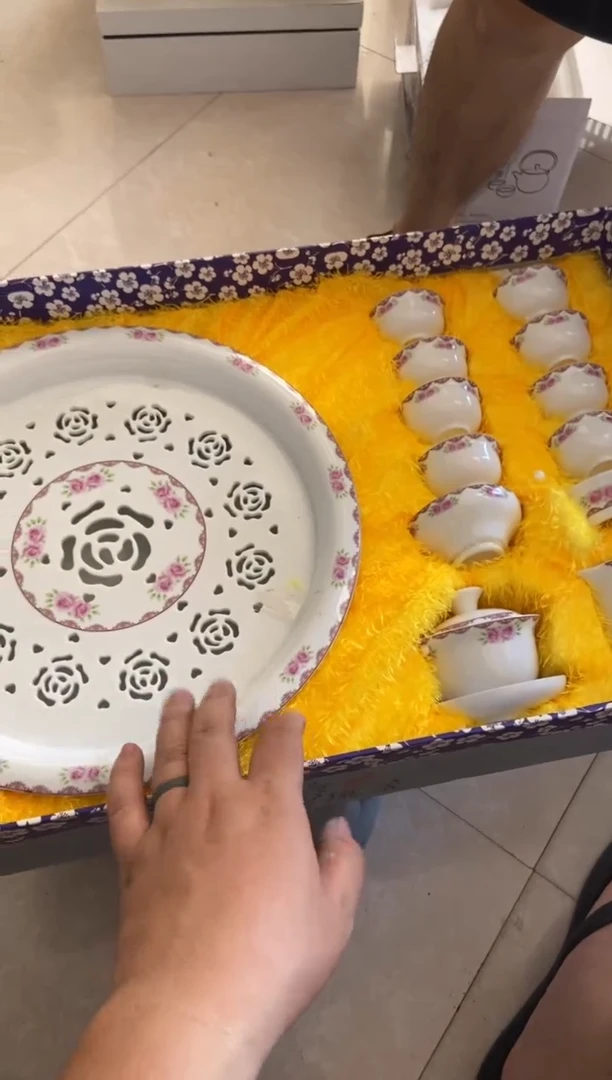 杯无运费险有瑕疵的摄影的产品有使用过的痕迹有点脏介意勿拍