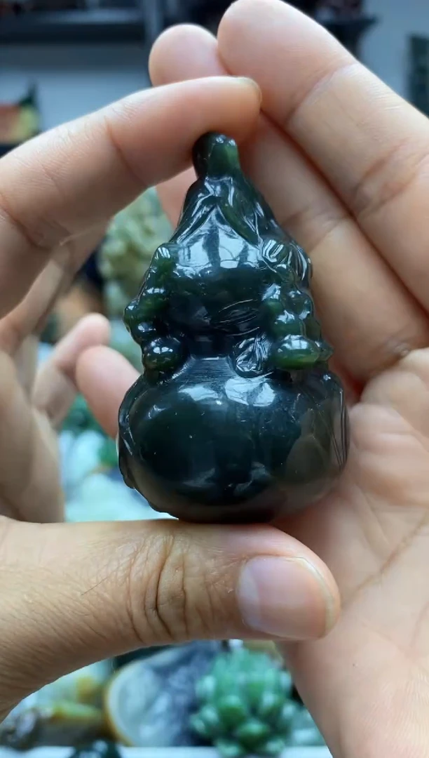 未镶嵌和田玉把件1