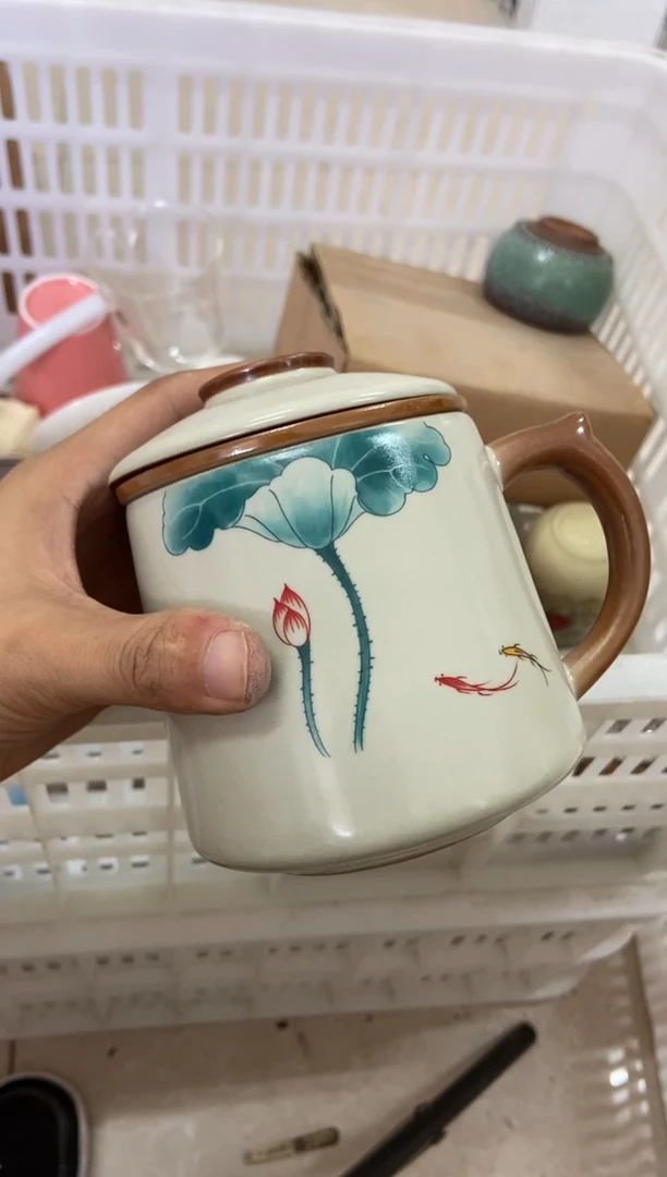 无运费险有瑕疵的摄影的产品有使用过的痕迹有点脏介意勿拍