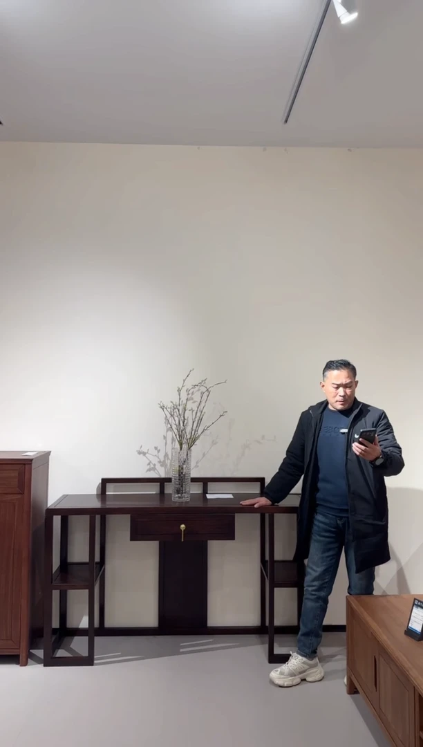 木（非红木类）乌金木玄关柜