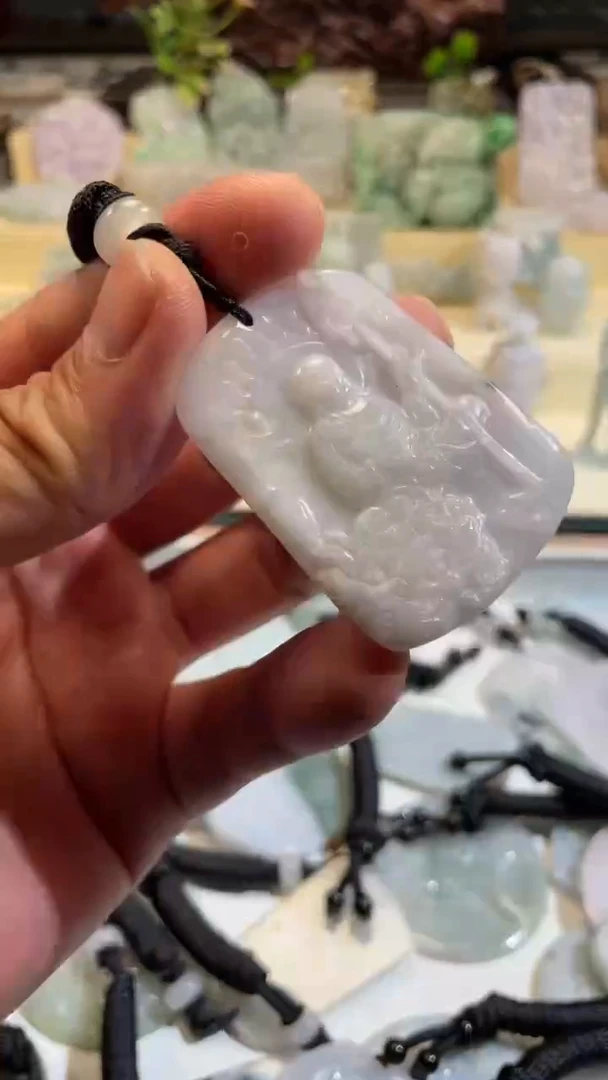 翡翠未镶嵌颈饰7/22/054