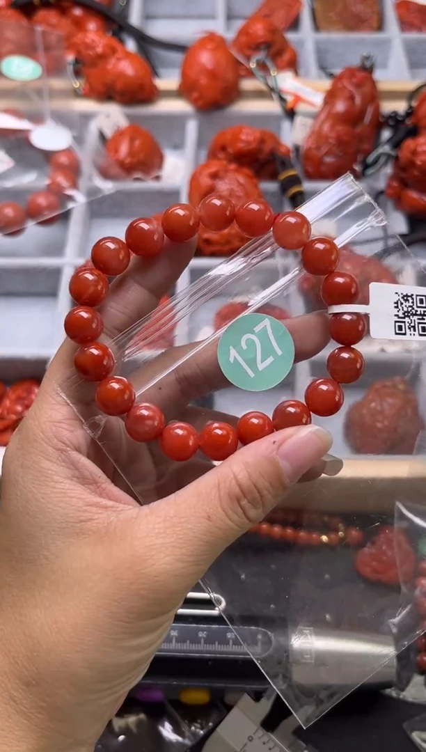 南红玛瑙未镶嵌珠宝奇石127-9+