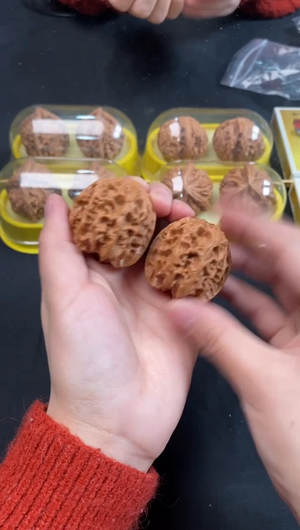 把件文玩核桃苹果园38尺Z024