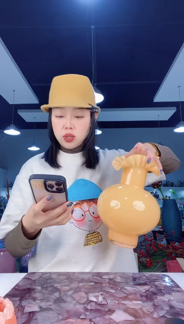 【闪购商品】琉璃慕忆家花瓶微瑕