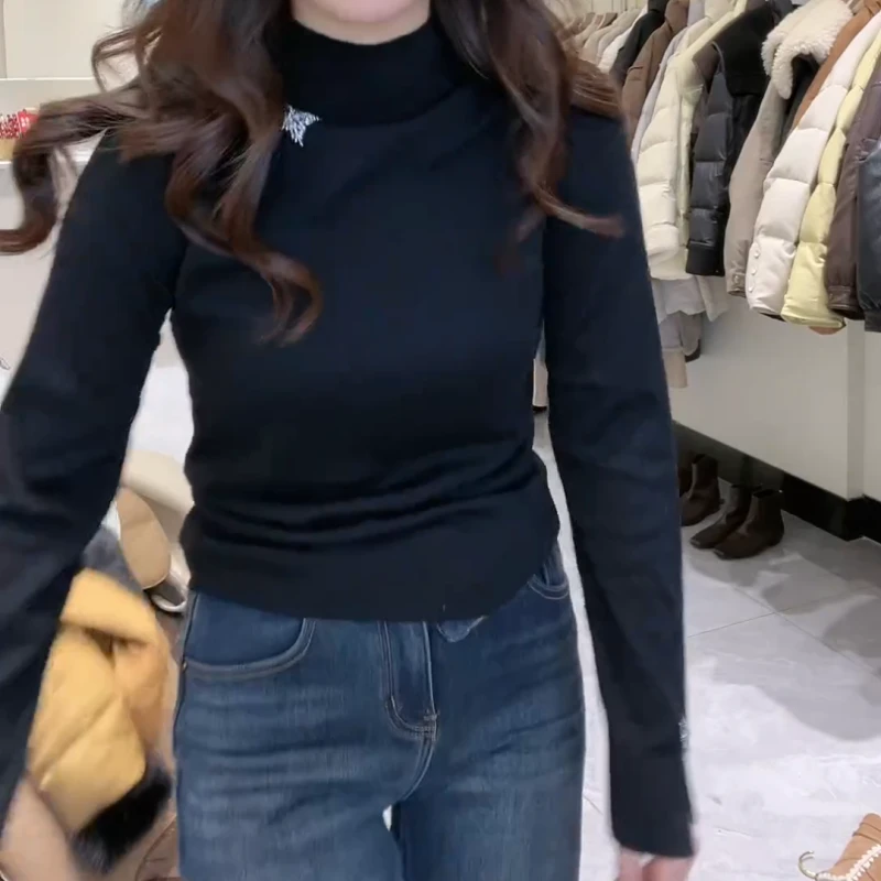 2024秋冬新款设计感韩系百搭气质半高领蝴蝶长袖打底衫LK2501071