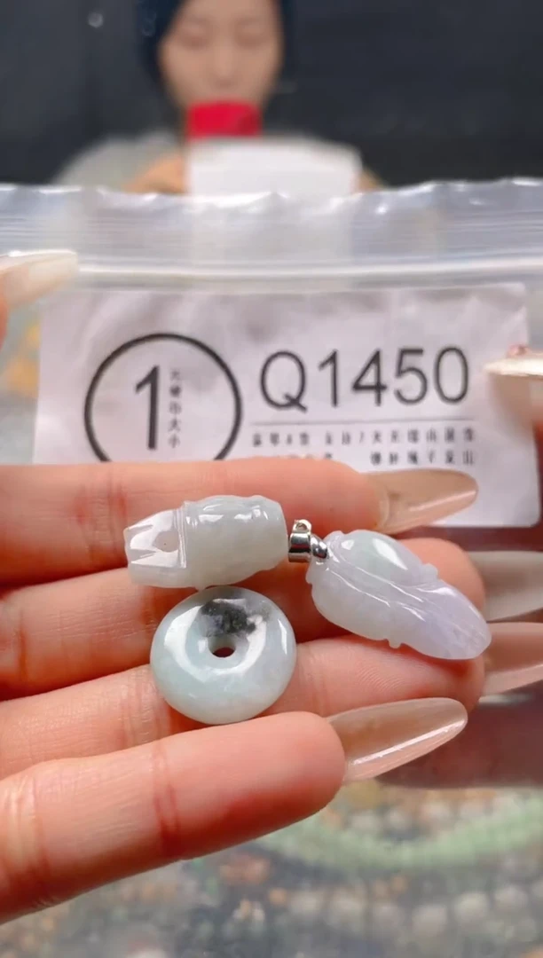 【闪购商品】翡翠颈饰未镶嵌/Q/翡翠A货一图一物