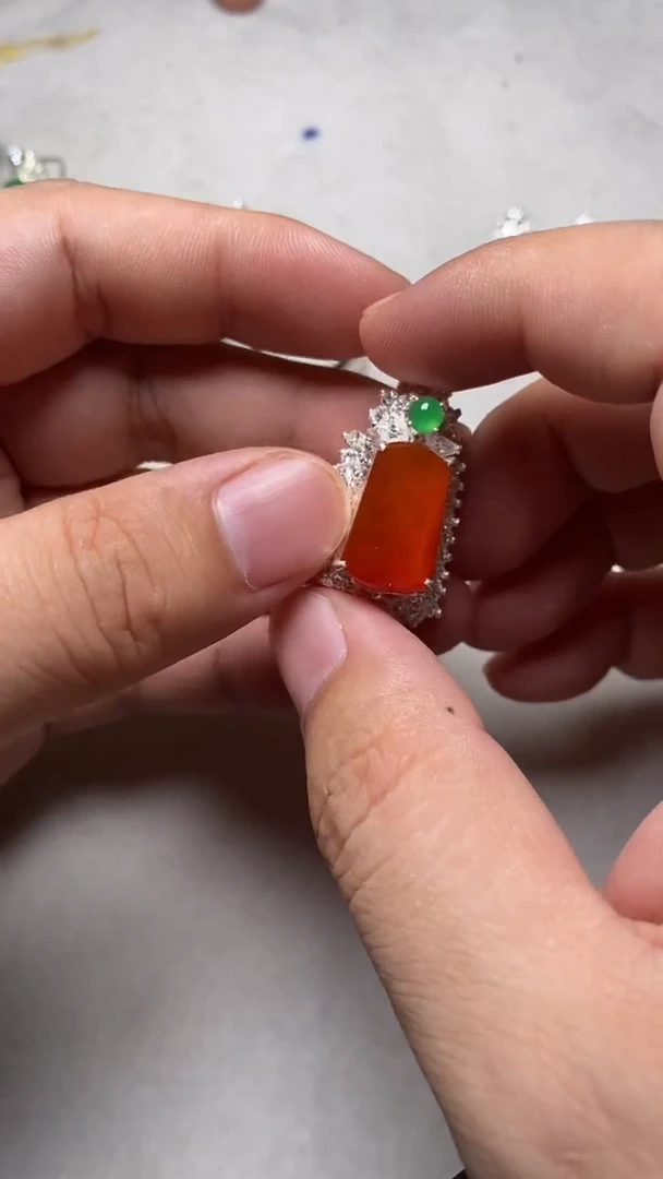 未镶嵌定制翡翠流*、天然缅甸翡翠A货