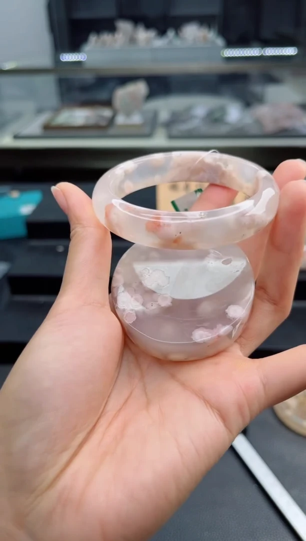 石英质玉手镯未镶嵌56圈口（赠送镯心）S989076