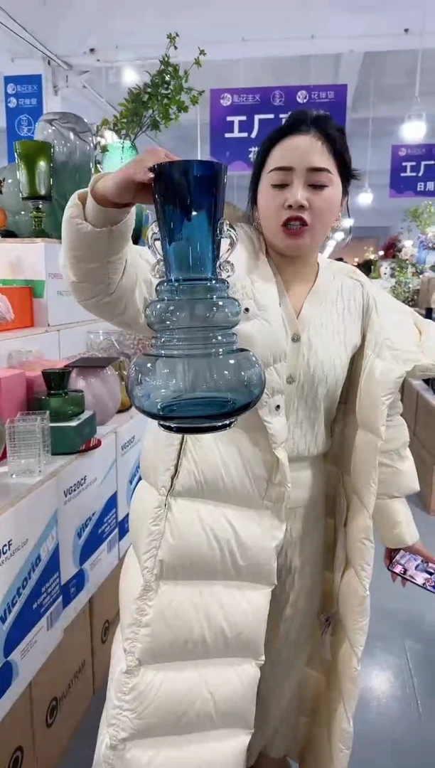 【闪购商品】玻璃安琪花瓶微瑕-1W2Z