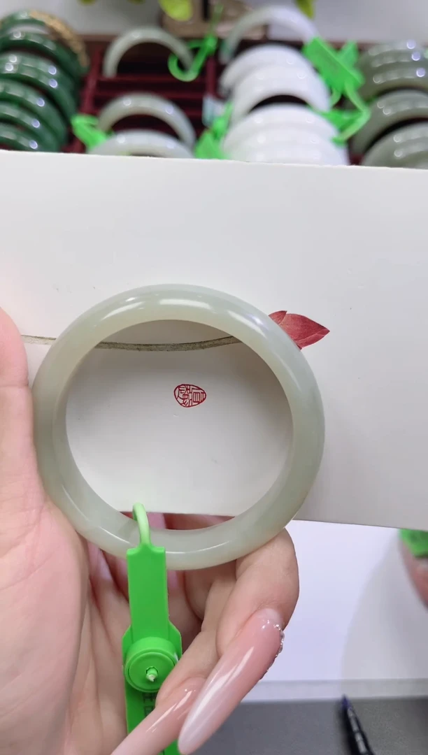 未镶嵌手镯和田玉33-晴水53