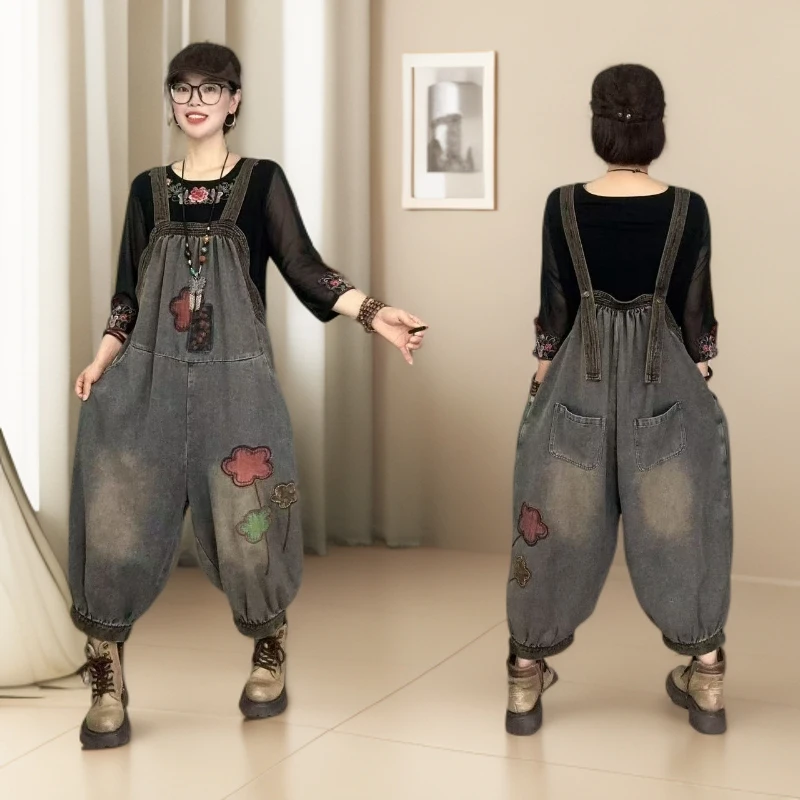 春秋百搭复古时尚水洗牛仔背带裤休闲大码女装减龄宽松显瘦连体衣