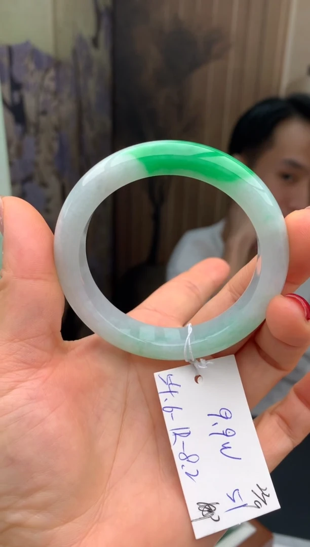 未镶嵌手镯翡翠42