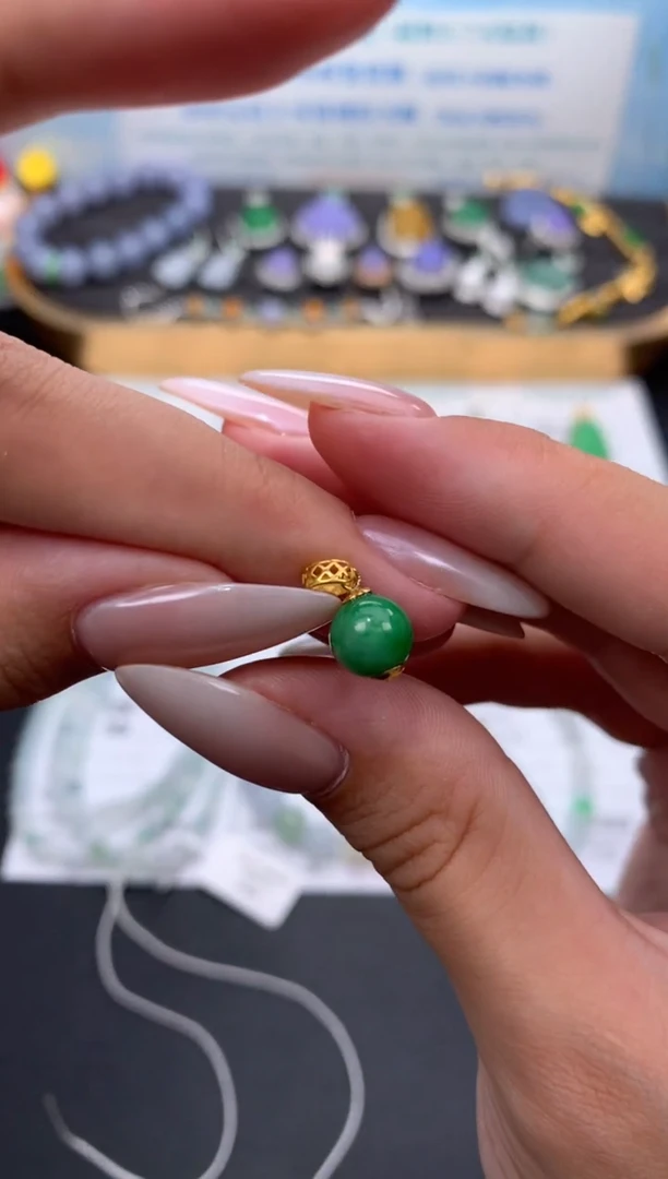 翡翠18K金镶嵌颈饰模式推广期48小时鉴赏期