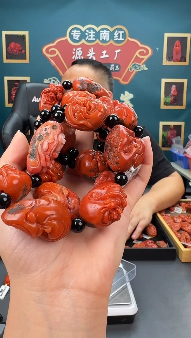 【闪购商品】南红玛瑙雕刻未镶嵌126ZB0303产品一个