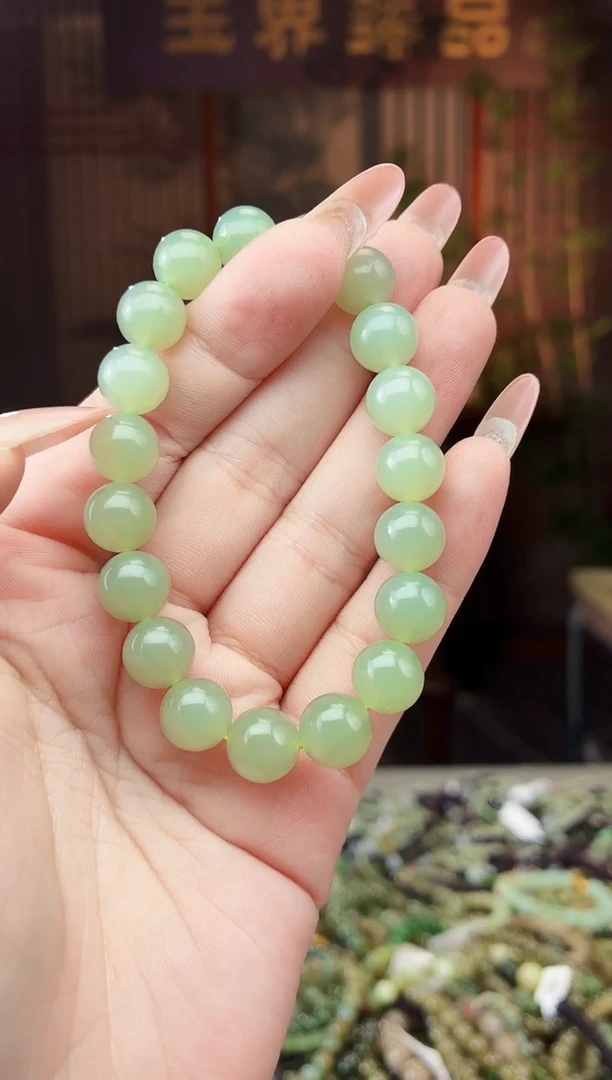 和田玉未镶嵌颈饰拍一发一