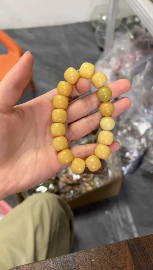 菩提根/象牙果手串奶咖黄圆珠桶珠款手串[1672]