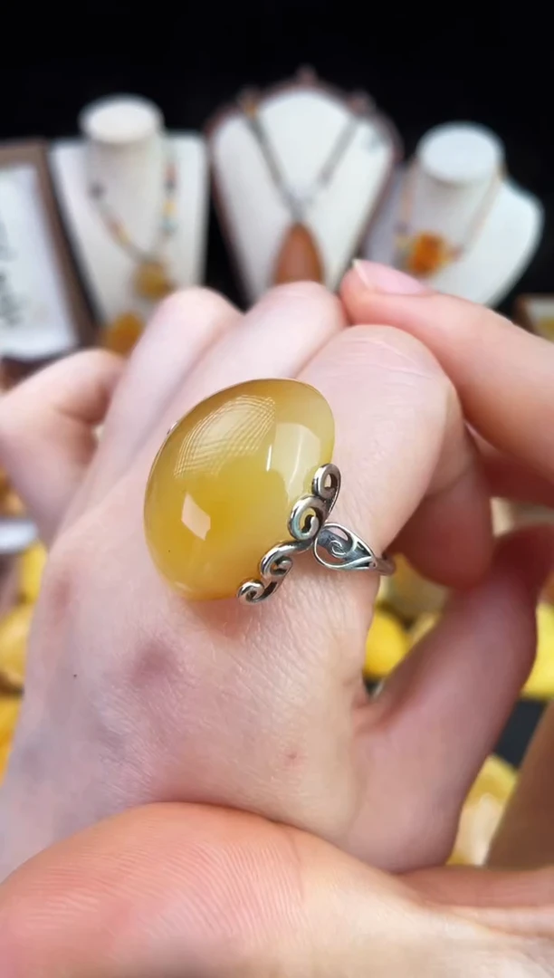 琥珀未镶嵌珠宝奇石柒月