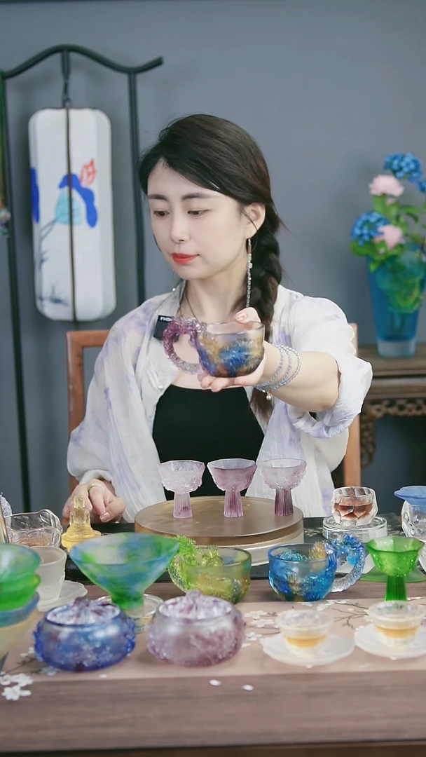 琉璃手工艺品古法琉璃紫色带把手龙杯