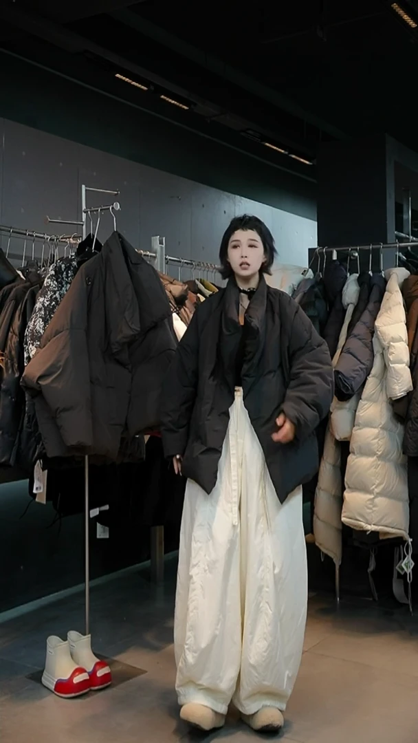 黑色羽绒黑色羽绒