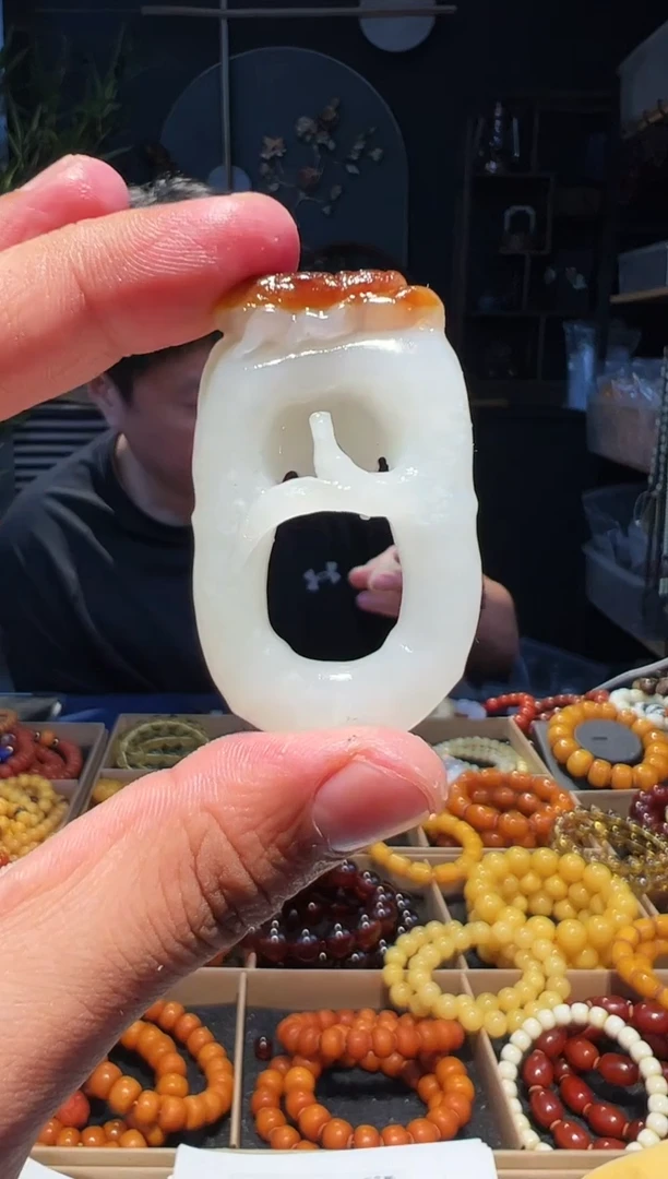 手串未镶嵌和田玉挂件