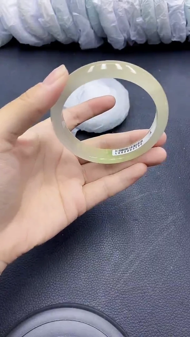 高冰透美人手镯 所见即所得9