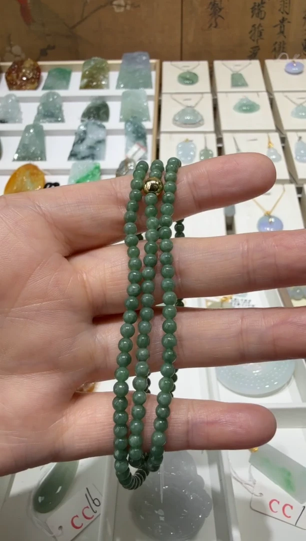 翡翠挂件未镶嵌A货翡翠多样性孤品
