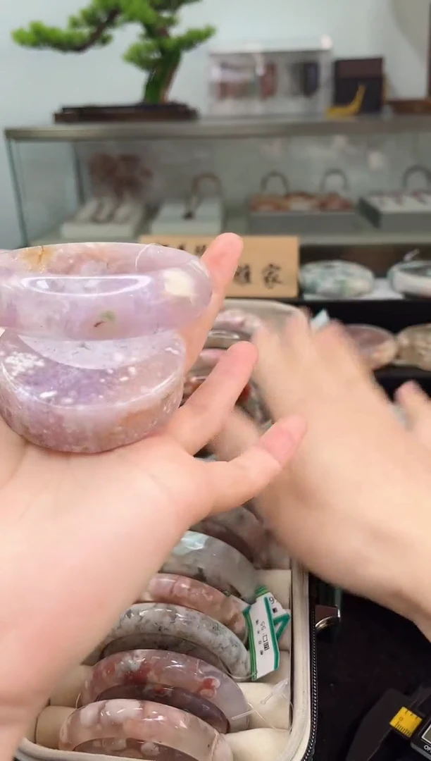 未镶嵌手镯石英质玉60圈口（赠品镯心）s9057