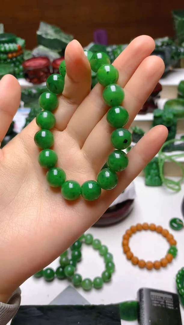 未镶嵌手链和田玉（碧玉）1