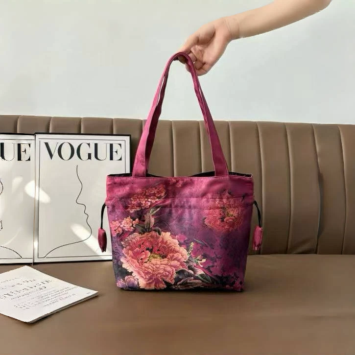 国风大容量新款女士包包单肩包民族风中老年购物袋百搭