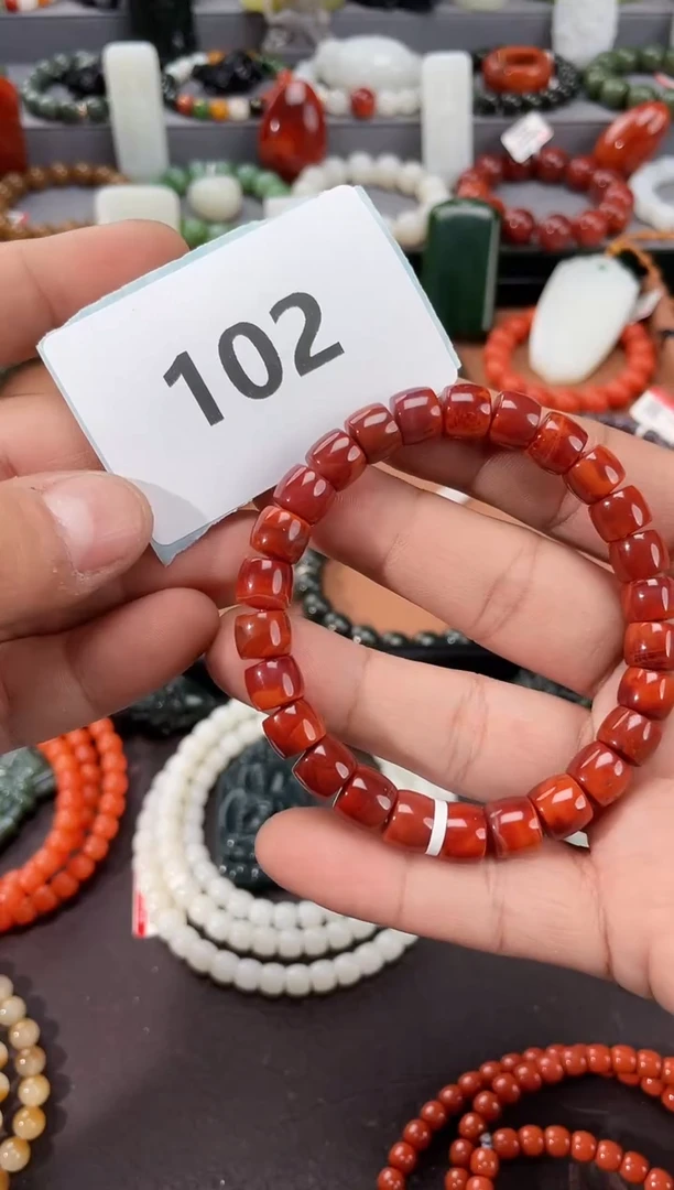【闪购商品】南红玛瑙手串未镶嵌 多样性发一件102