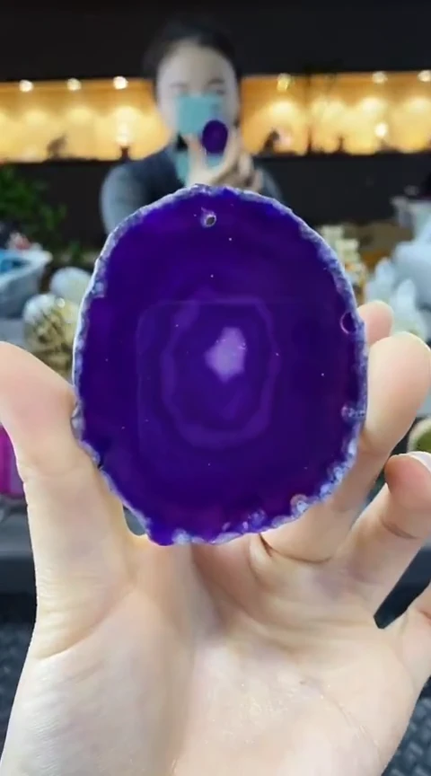 未镶嵌颈饰玛瑙/玉髓吳*亞玛瑙