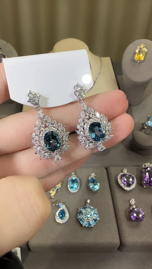 银S925镶嵌托帕石耳饰10*8mm伦敦蓝耳坠高级款