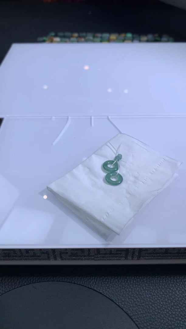 【闪购商品】定制翡翠未镶嵌翡翠