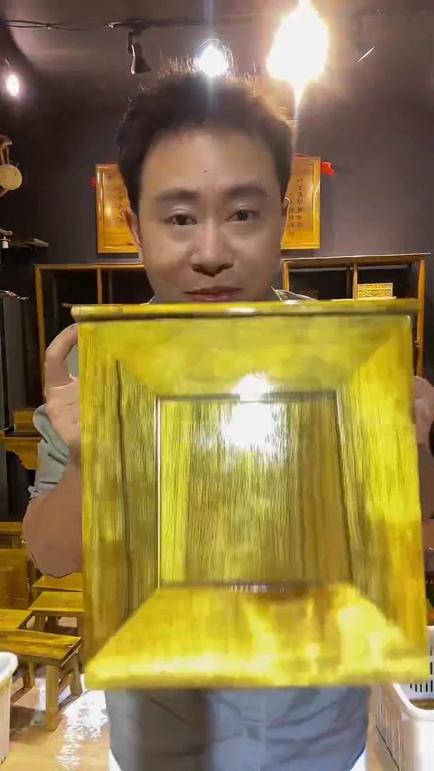 木金丝楠木制品26*25*25米箱