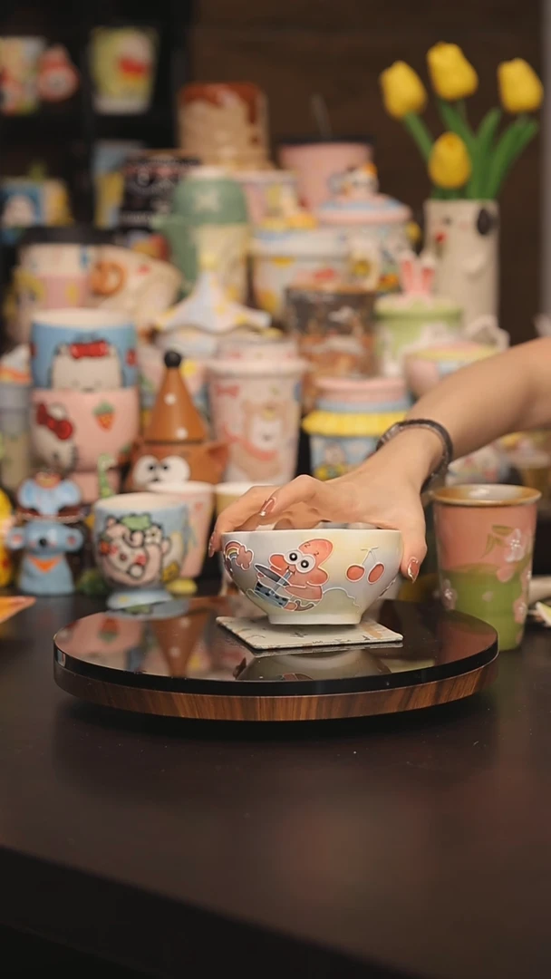 景德镇釉下彩绘设计师款式陶瓷