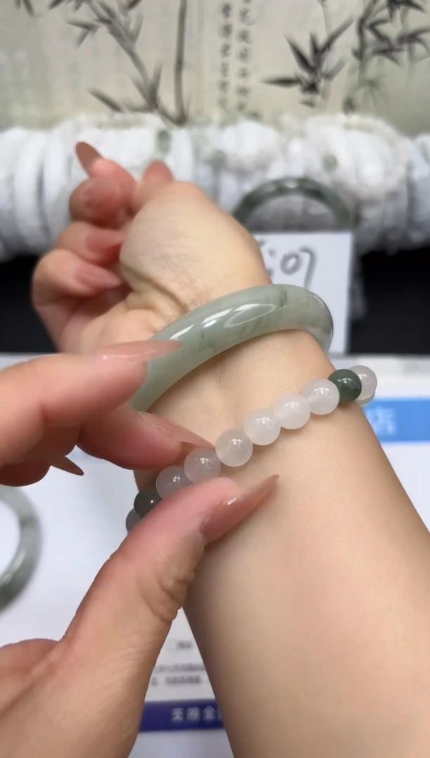 未镶嵌手镯石英质玉A20-57/58/59