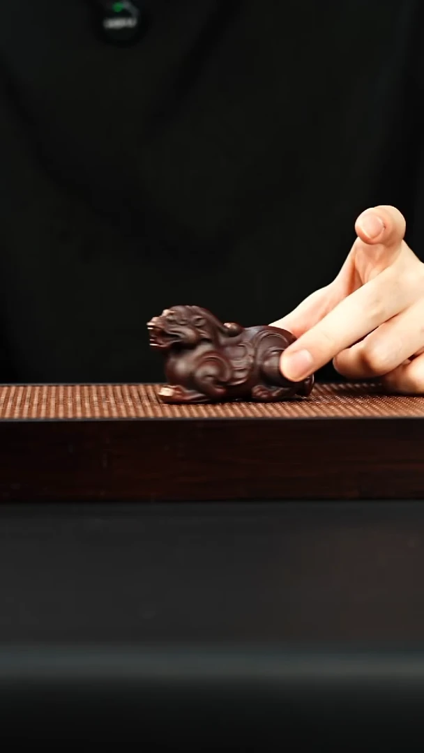 茶壶紫砂茶宠 貔貅