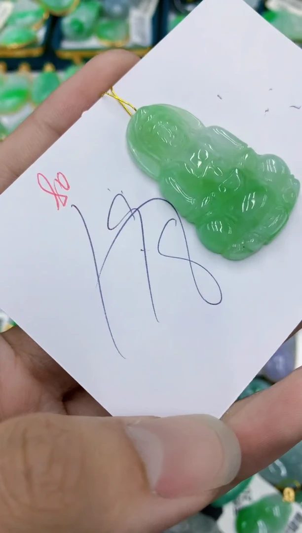 翡翠未镶嵌颈饰1111111111