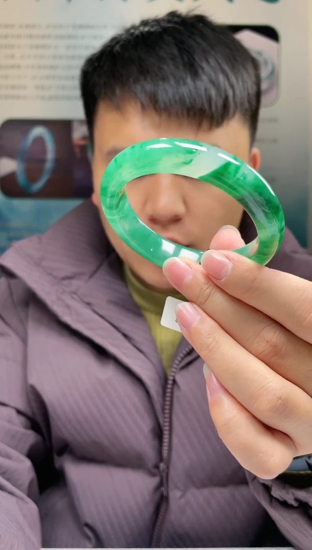 【闪购商品】石英质玉手镯未镶嵌非洲翠手镯多样性发货