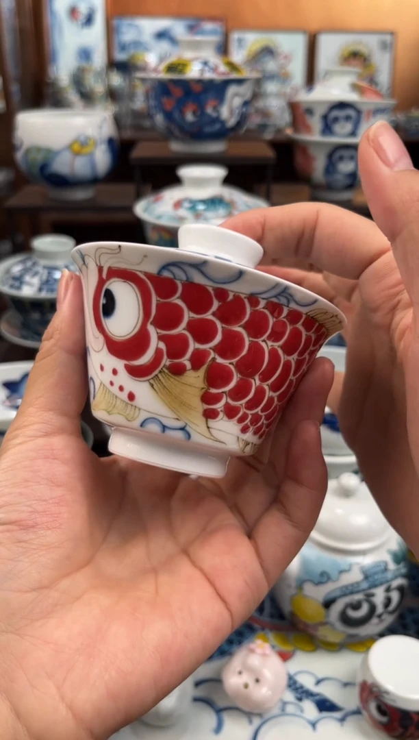 昨明顺风顺水马蹄盖碗