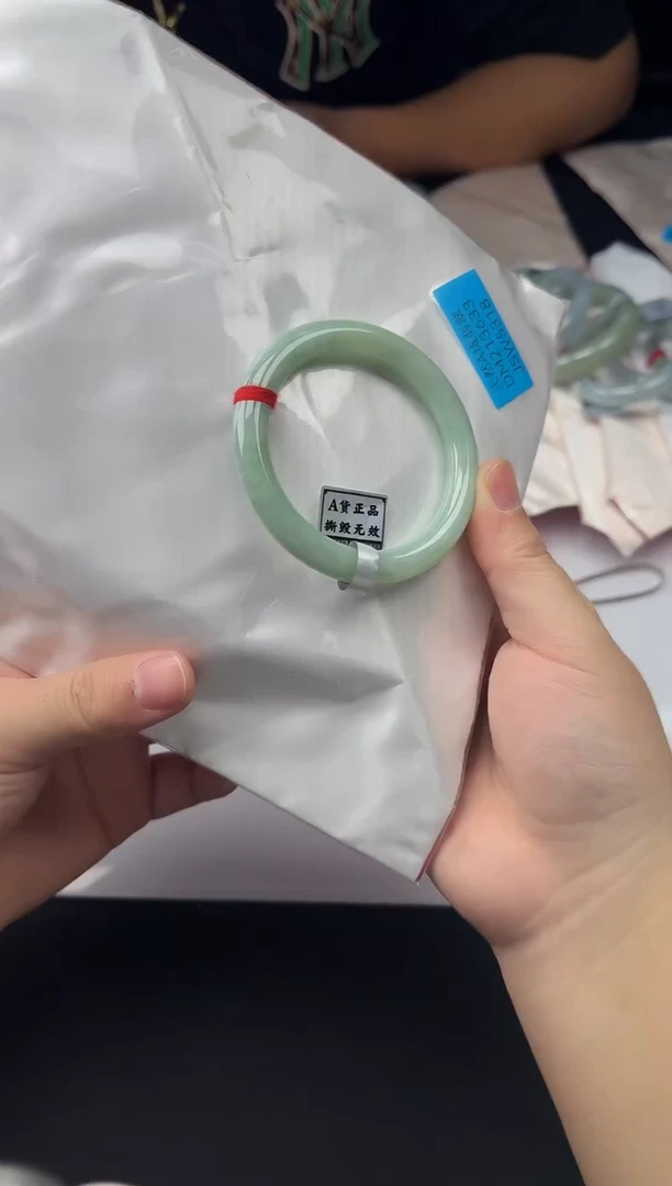 未镶嵌手镯翡翠0044