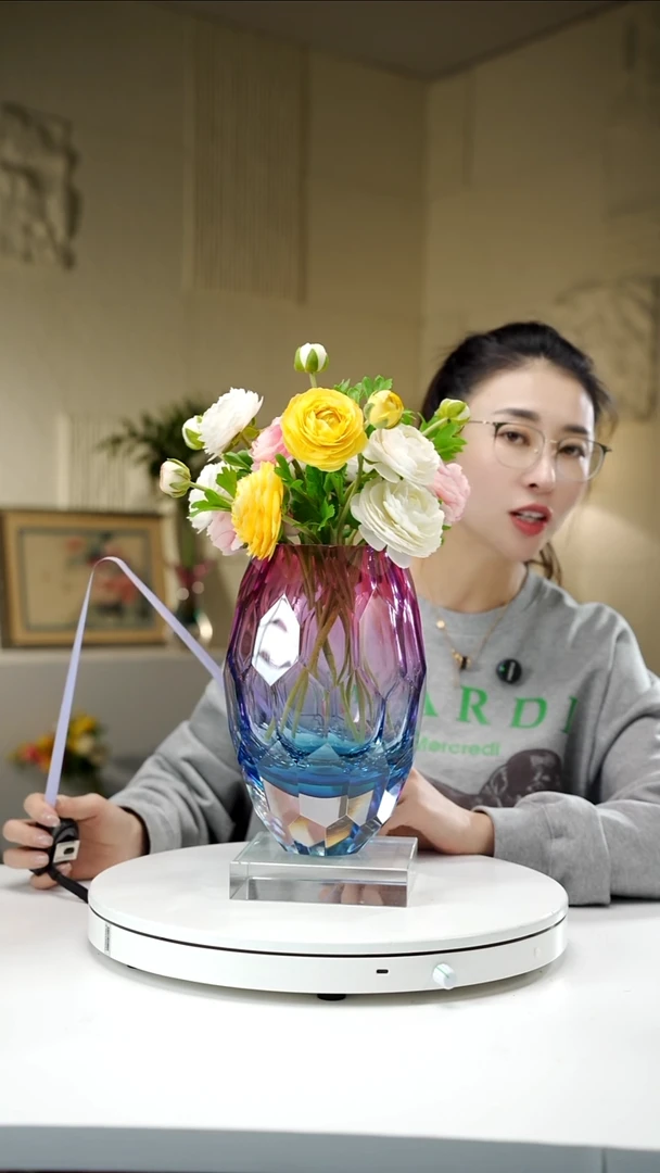 手工艺品琉璃金红蓝切面花瓶