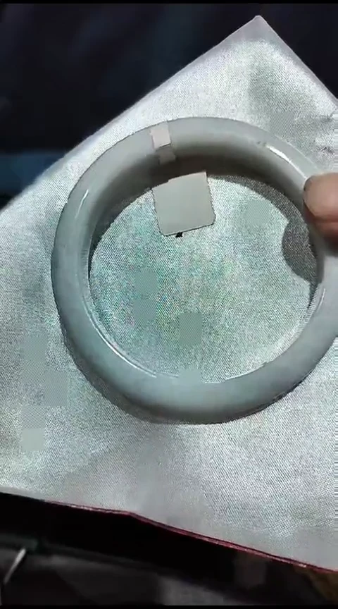 未镶嵌手镯翡翠天然A货翡翠手镯