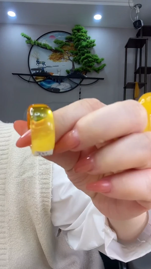 未镶嵌琥珀戒指戒指