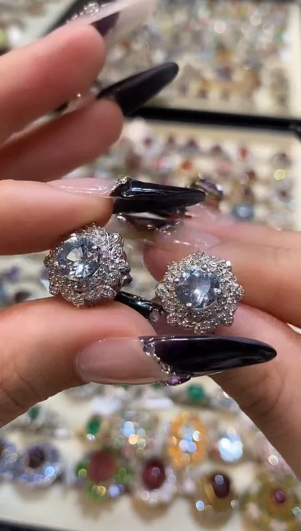 银S925镶嵌耳饰定制海蓝宝石楚楚珠宝中古甄选不退换