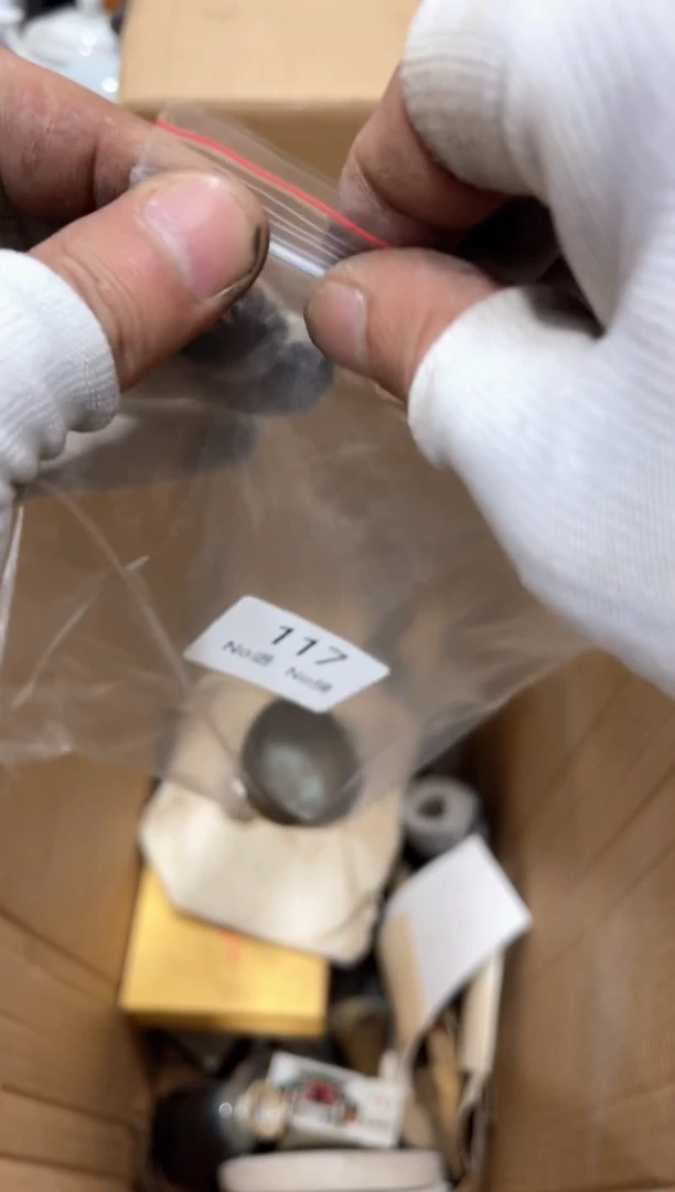 罐小**”5566778820250727117