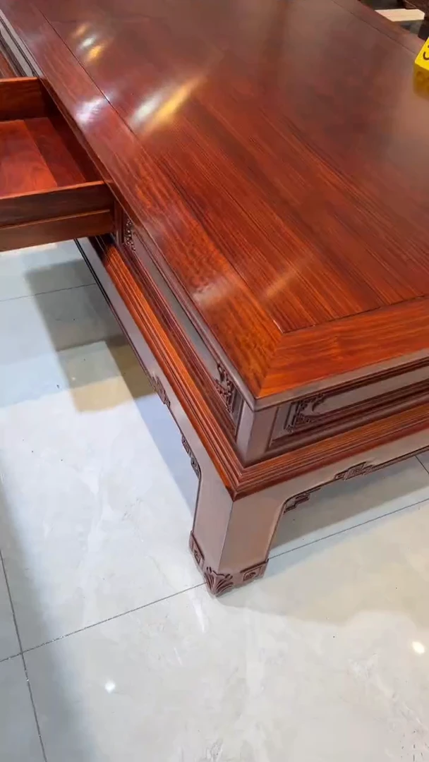 花梨木类家具将***。茶几大果紫檀