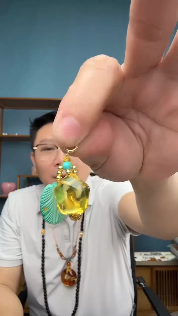 裸石琥珀未镶嵌微瑕介意勿拍65