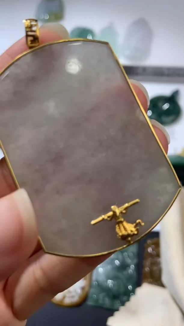 18K金镶嵌挂件翡翠379650  多人